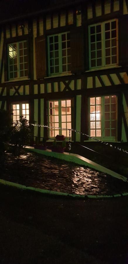Le Mouton Gras Otel Aumale Dış mekan fotoğraf